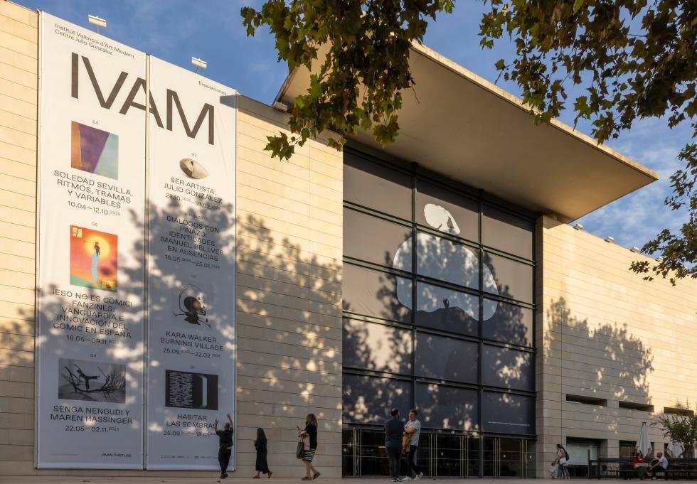 Fachada del IVAM en Valencia